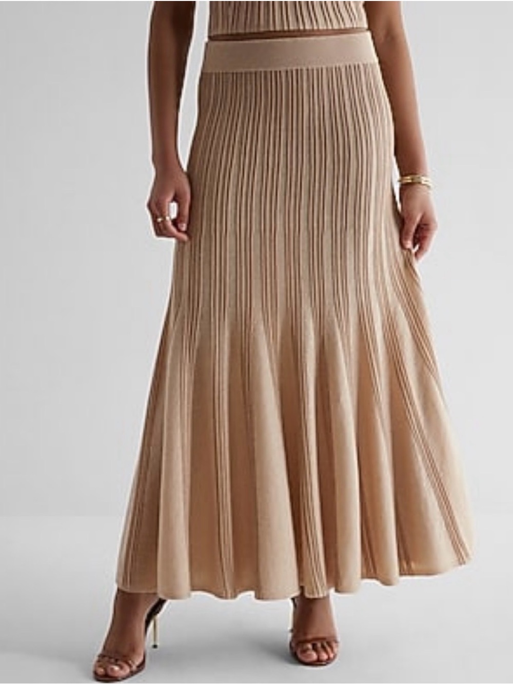 EXPRESS Set Sweetheart Crop Ribbed Top & Midi Skirt Fit & Flare Metallic Gold XS - Picture 2 of 10